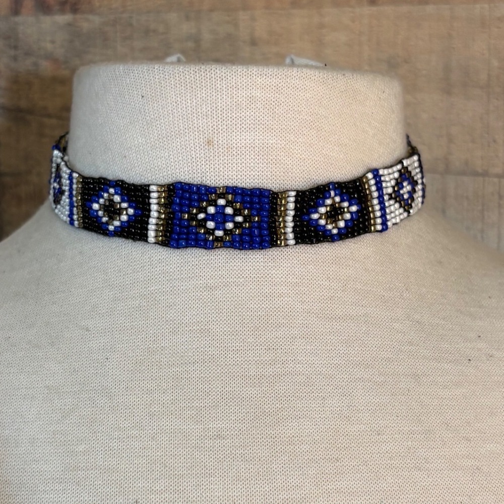Blue White Black Seed Bead Choker Necklace Geometric Diamond Southwestern